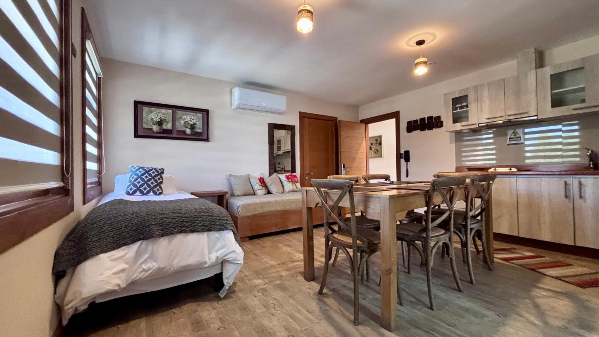 Entre Cumbres Apart Hotel Coyhaique Ngoại thất bức ảnh